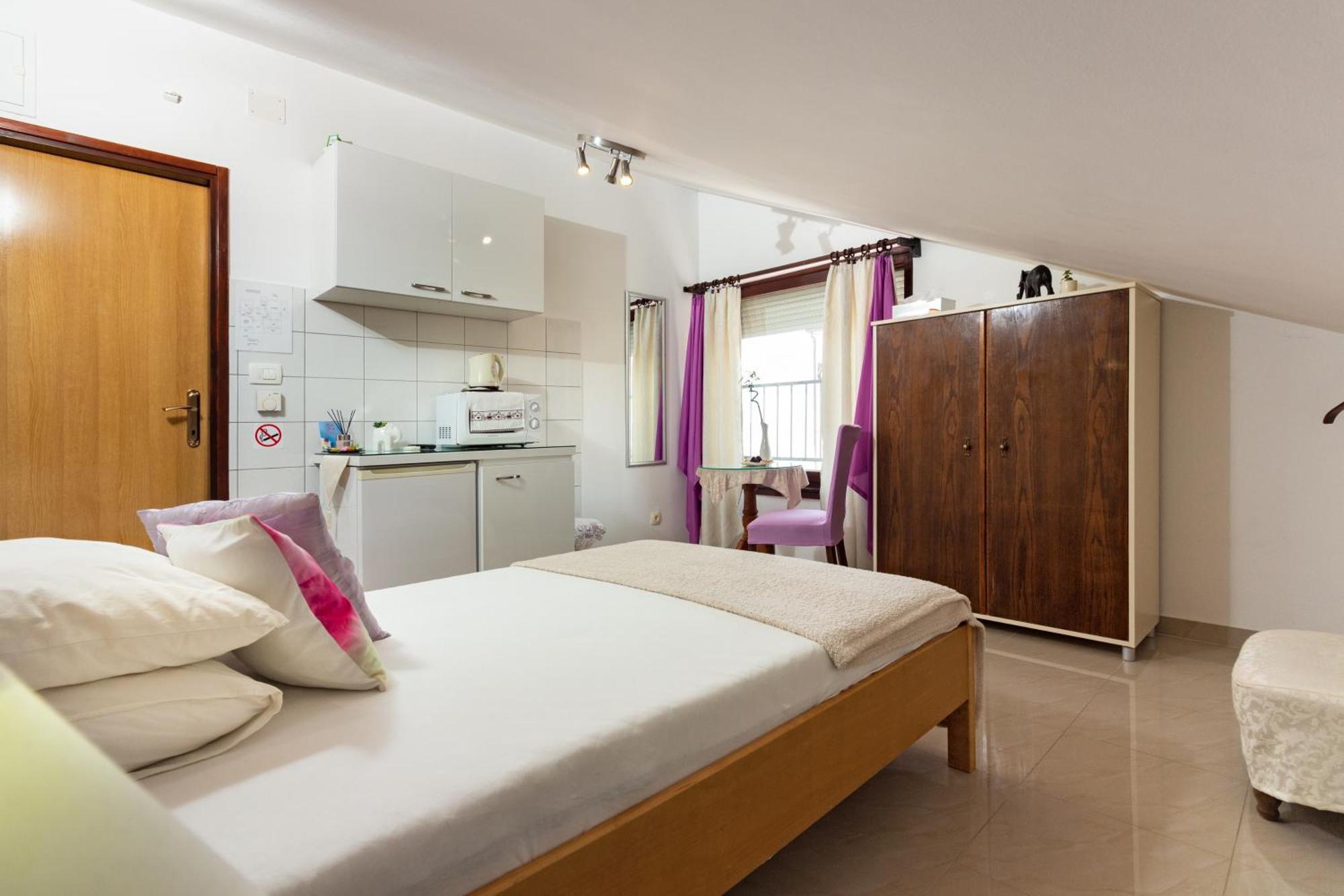 Song Guest house